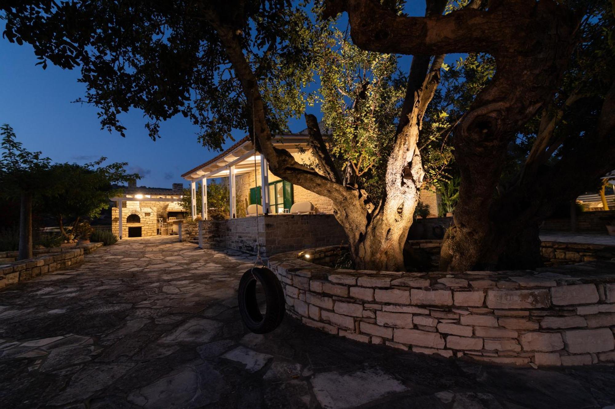 Carob Villa Moírai 외부 사진
